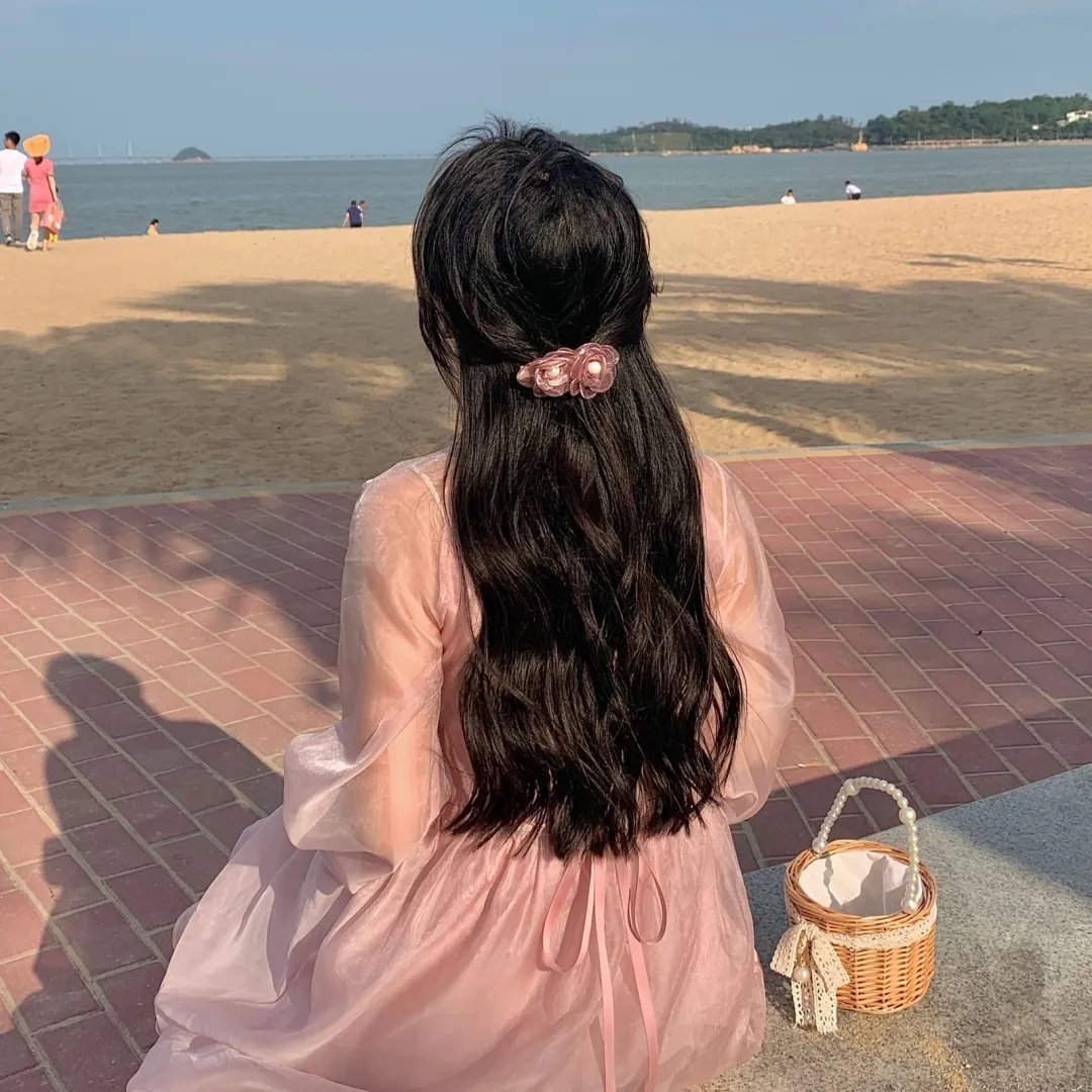 臭小子与美丽世界 海报
